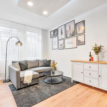 3-Zimmer-Wohnung In Leonberg Buitenkant foto